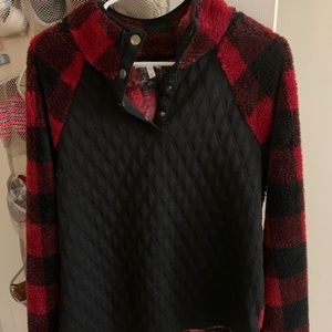 Buffalo plain crew neck